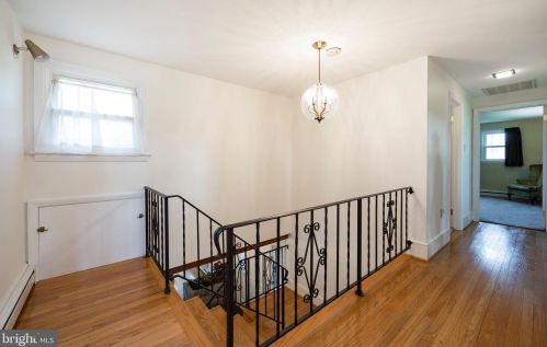 1526 Chestnut Hill Rd, Pottstown PA 19465-7156 exterior