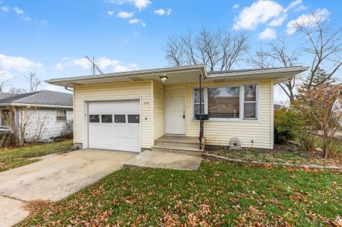 300 Margaret St, Joliet, IL 60436-1318