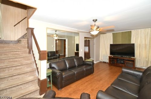 30 Essex St, Irvington NJ 07111-2265 exterior