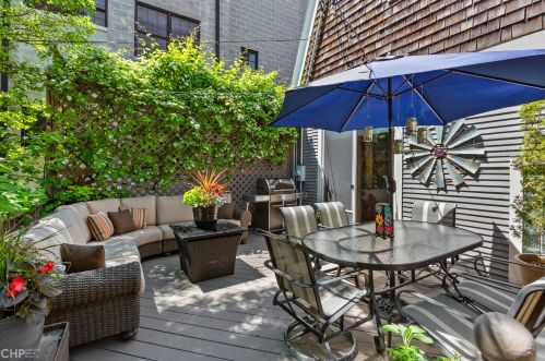 1309 Carmen Ave, Chicago IL 60640-2903 exterior