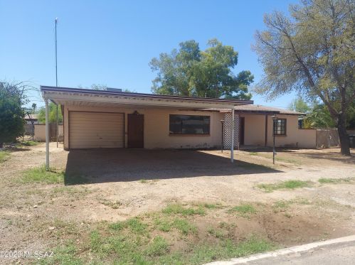 4110 4th St, Tucson, AZ 85711-1938