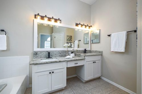 8820 Cypress Hammock Dr, Tampa FL 33614-1952 exterior