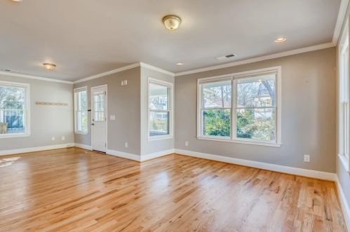 1376 Athens Ave, Atlanta GA 30310-4301 exterior