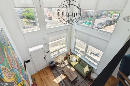 2201 Cumberland St, Philadelphia PA 19125-2203 exterior