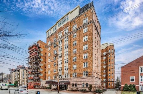 144 Dithridge St, Pittsburgh PA  15213-2659 exterior