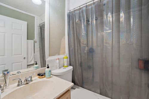 532 Mccomb Ave, Fort Pierce FL 34953-3812 exterior