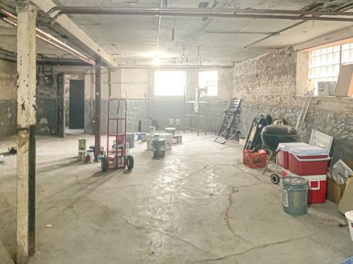 7930 Grn St, Chicago IL 60620-2539 exterior