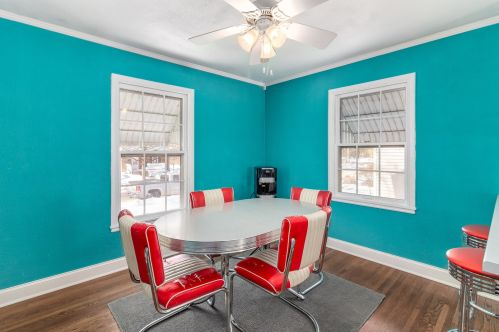 716 Cowles Ave, Joliet IL 60435-5915 exterior