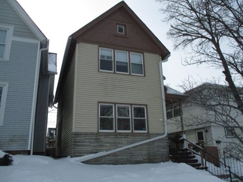 305 Clarence St, Milwaukee, WI 53207-1503