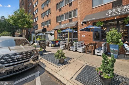 2101 Chestnut St, Philadelphia PA  19103-3197 exterior