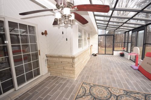 6620 Range Line Rd, Milwaukee WI 53209-2621 exterior