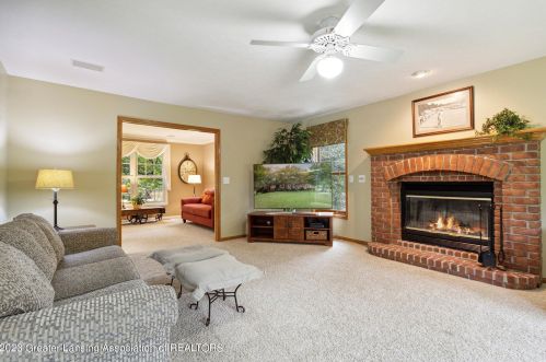 4406 Carmine Ct, Dewitt MI 48820-9183 exterior