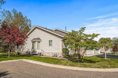 12819 Glen Ct, Saint Paul, MN 55124-9490