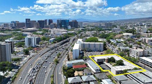 1423 Emerson St, Honolulu HI  96813-2128 exterior