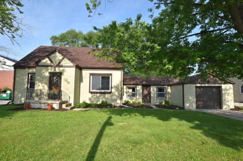 4825 91st St, Milwaukee WI  53225-4125 exterior