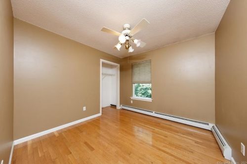 36 Picabo St, Killingly CT 06239-1533 exterior