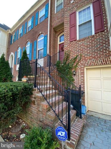 5938 Halpine Rd, Rockville MD  20851-2409 exterior