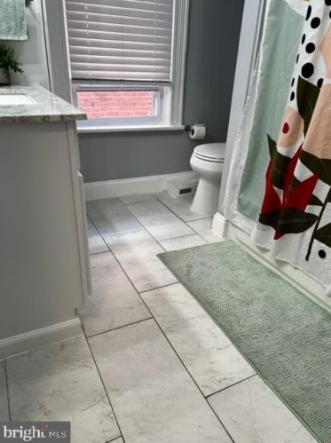 303 New Dorwart St, Lancaster PA  17603-5223 exterior