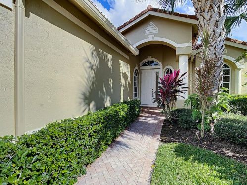 7116 Maidstone Dr, Fort Pierce FL 34986-3346 exterior