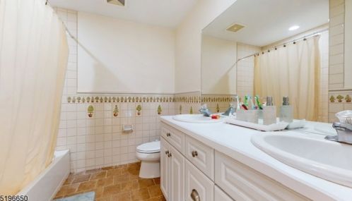 167 Graham Ave, Paterson NJ  07508-2961 exterior