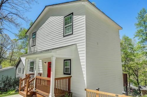 4389 Cary Dr, Lithonia GA  30039-6507 exterior