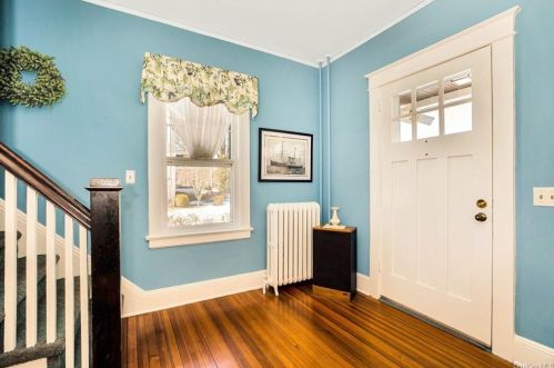 8 Oak Rd, Briarcliff NY 10510-2327 exterior