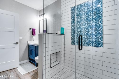 22034 55th St, Phoenix AZ  85054-7150 exterior