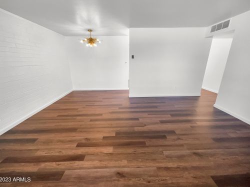 8901 18th Ave, Phoenix AZ  85021-4323 exterior