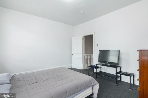 940 66th St, Philadelphia PA  19151-3101 exterior