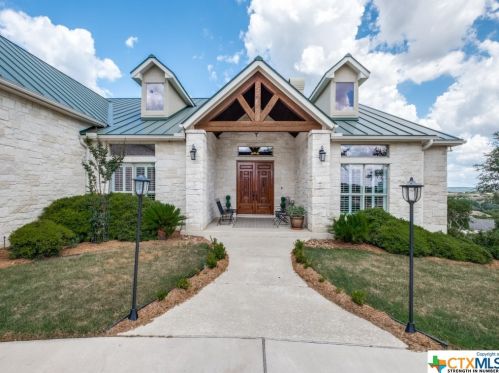 1009 Bluewater Pl, Spring Branch TX 78070-5485 exterior