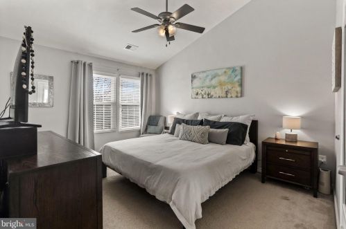 3907 Elbert Ave, Alexandria VA 22305-2045 exterior