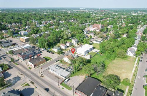 743 Bates St, Grand Rapids MI 49506-2615 exterior