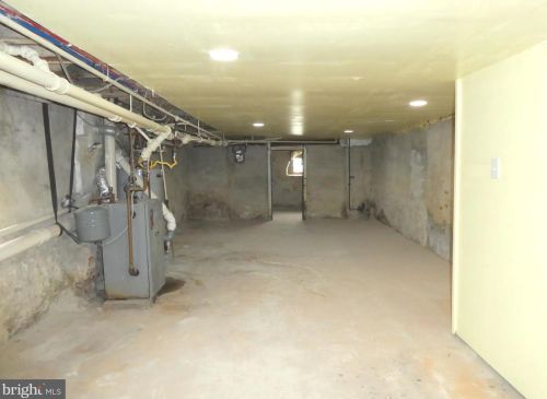 164 61st St, Philadelphia PA  19139-3042 exterior