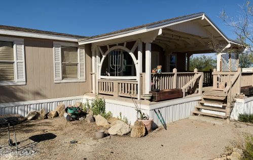 8806 Alice Vail Ln, Tucson AZ  85736-1817 exterior