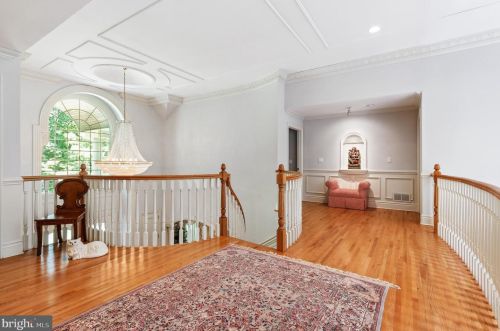 83 Pettit Pl, Princeton NJ 08540-7645 exterior