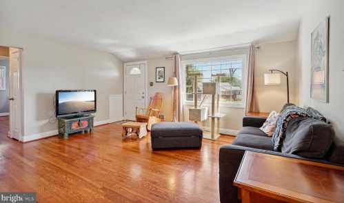 13000 Evanston St, Rockville MD  20853-3027 exterior