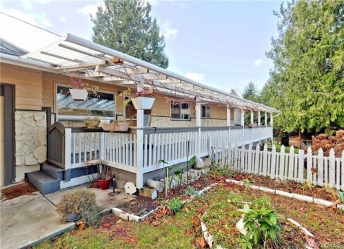 13635 26 Pl, Seattle WA  98168-3807 exterior