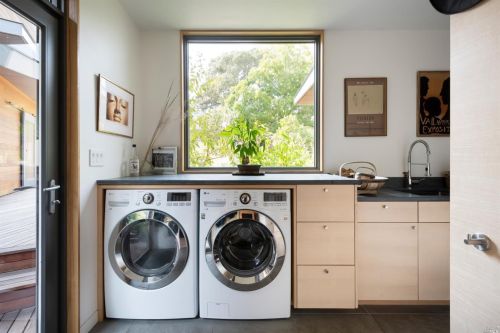 124 Reed St, Mill Valley CA 94941-3448 exterior