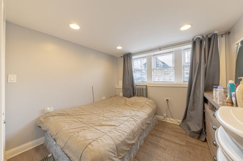 2543 Lotus Ave, Chicago IL 60641-3224 exterior