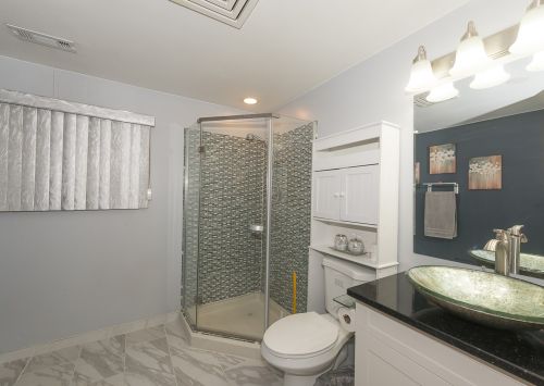 8236 Ainslie St, Chicago IL 60706-3067 exterior