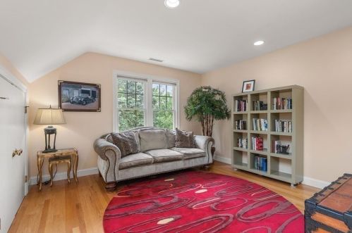 114 Franklin St, Newton MA 02458-2415 exterior