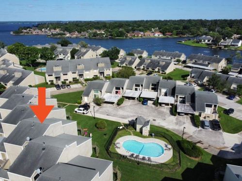 48 April Point Dr, Montgomery, TX 77356-5816