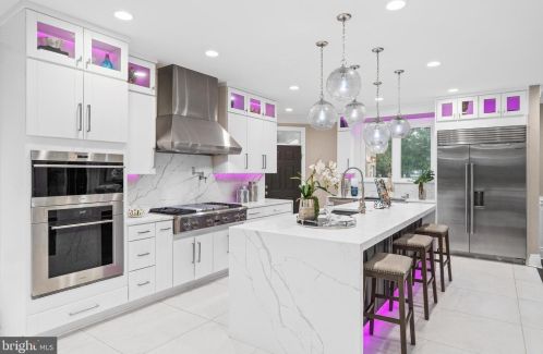 1645 Kirby Rd, Mc Lean VA  22101-3240 exterior