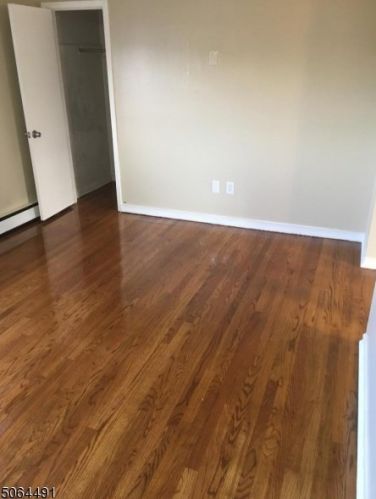 83 Jackson Ave, West Paterson NJ  07424-3333 exterior