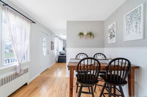 35 Harley Rd, Milford CT 06460-3725 exterior