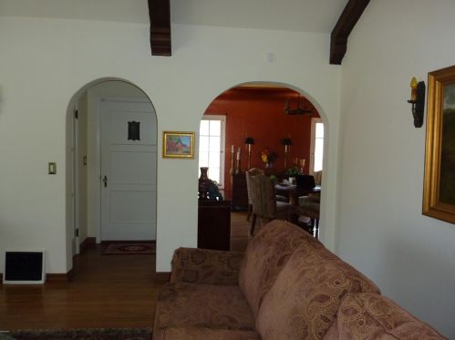 636 5 St, Oxnard CA 93030-6520 exterior