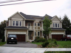 31 Beecher Pl, Newton, MA 02459-2344