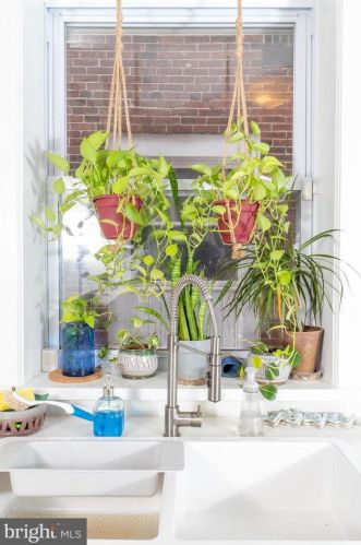 5533 Catharine St, Philadelphia PA 19143-2512 exterior