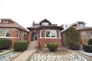 5528 Cornelia Ave, Chicago IL  60641-3243 exterior