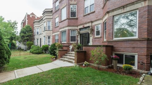 4521 Ashland Ave, Chicago IL 60609-3250 exterior